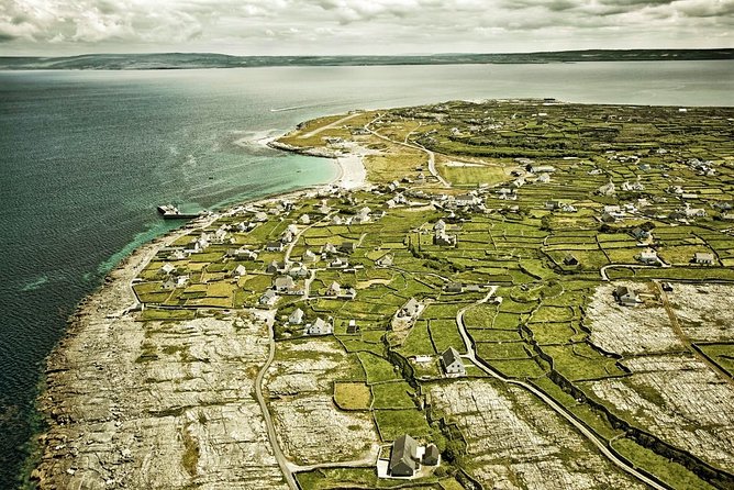 History & cultural tour of Inishmore, Aran Islands. Galway. Private. 2 ½ hours - From the Ferry Terminal to the Fort, Without Guesswork