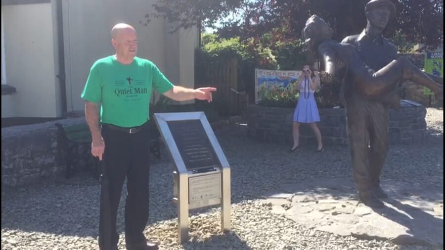Ireland: The Quiet Man Museum and Film Location Guided Tour - Costumes and re-enactments, plus how to use the photo time wisely