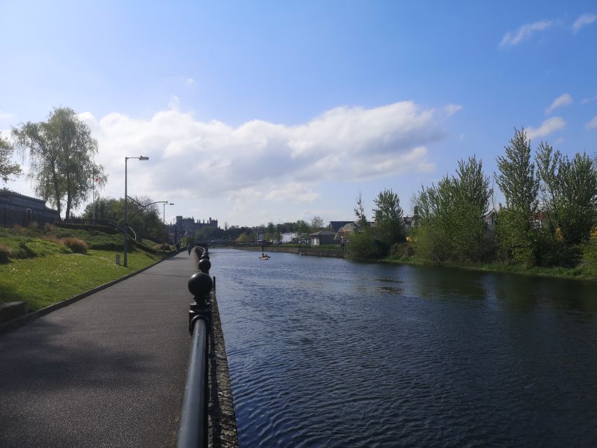 Kilkenny: Historical Highlights Walking Tour - Kieran and Parliament streets, plus a quick Black Abbey moment
