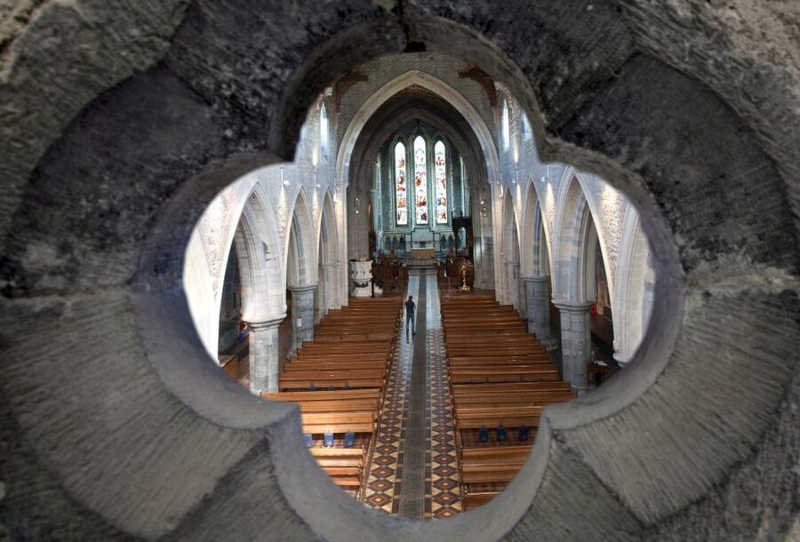 Kilkenny: St Canice's Cathedral and Round Tower Climb - Entering the cathedral, using the self-guided map, and staying on track