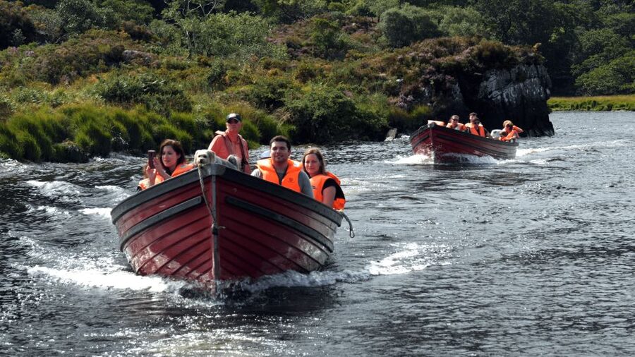 Killarney: Gap of Dunloe Walking and Boat Tour - Where the day starts: O’Connor’s Traditional Pub, timing, and pickup