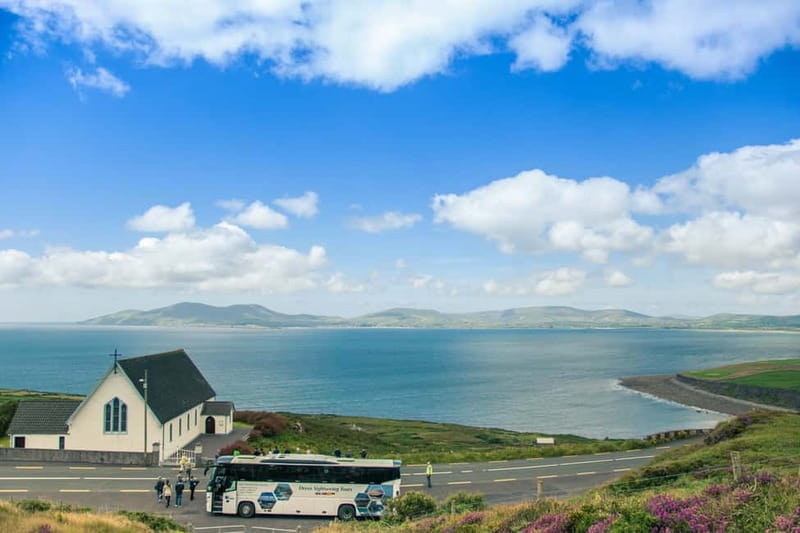 Killarney: Ring of Kerry Bus Tour - Kerry Bog & Famine Village in Glenbeigh: short visit, big atmosphere