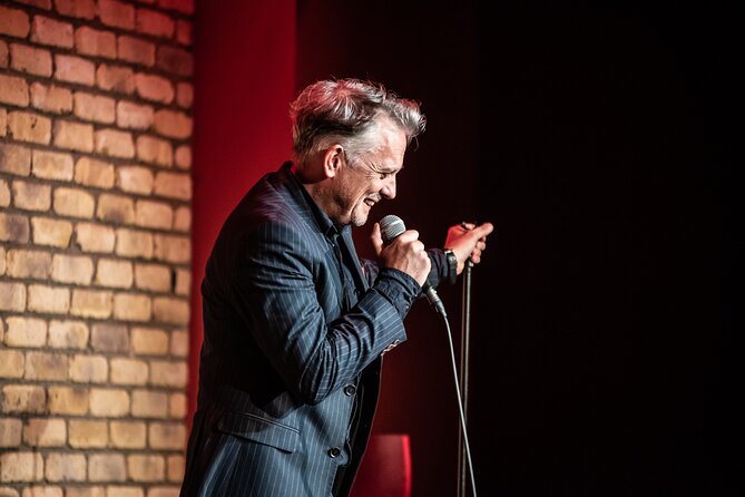 Laughter Lounge Ticket - Ireland's Biggest Comedy Club - The show format: emcee, four comedians, and a quick intermission