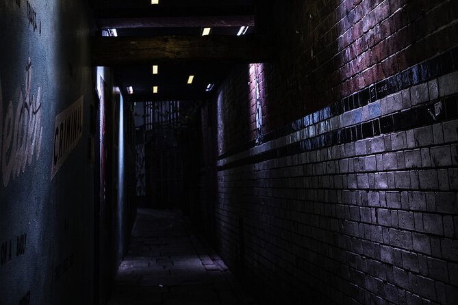 Legends, Ghosts and Ghouls Walking Tour Dublin - Why a 6:00 pm Dublin ghost walk works