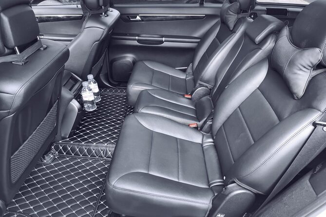 Limerick City: Private transfer to & from Shannon Airport - Comfort and practical details that matter on arrival day