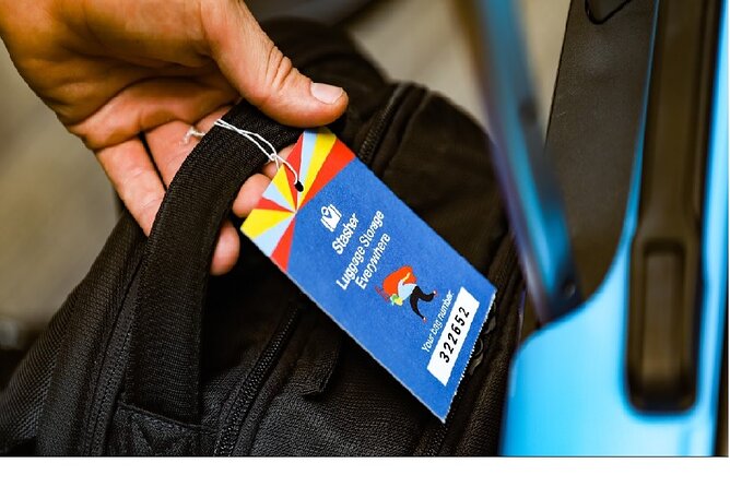Luggage Storage Dublin - Drop-off steps: mobile ticket, tagging, and quick bag checks