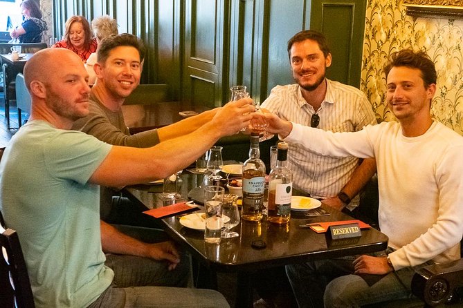 Premium Whiskey and Food Tasting in Dublin - What the guide does, and why it can feel like a classroom plus a party