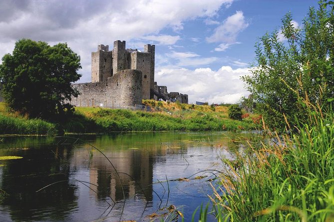 Private Boyne Valley, Hill of Tara and Trim Castle Day Tour - Slane lunch stop: where you catch your breath before the inland drive