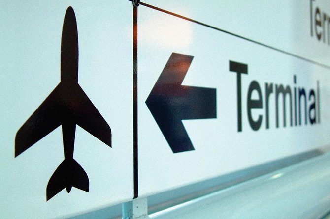 Private Dublin Departure Transfer - Hotel / Accommodation to Airport - Hotel handoff: concierge meeting beats sidewalk chaos