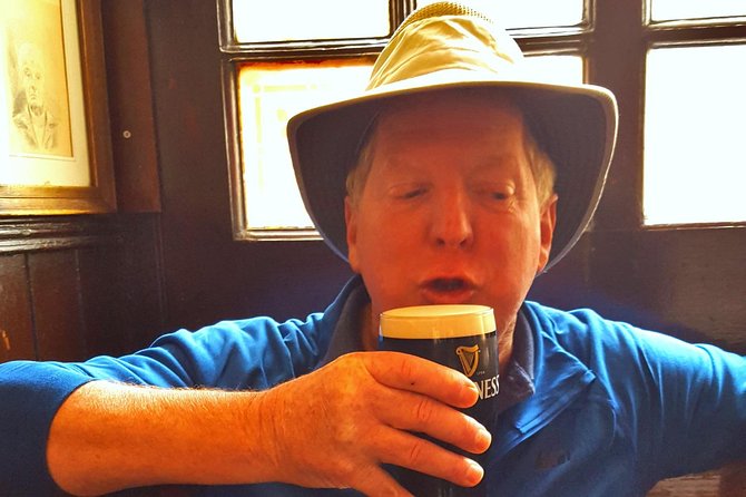 Private Dublin Pub Odyssey: Storytelling, and Pub Culture - Traditional Irish music pub and the payoff of being in the room