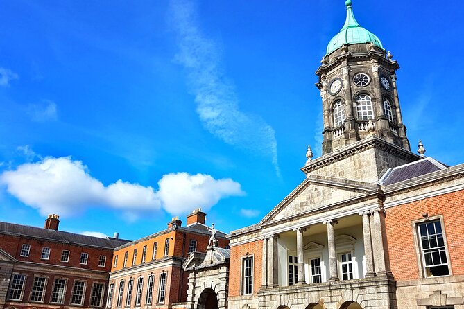 Private Fantastic Walking Tour of Dublin - Ha’penny Bridge: River Views, Guinness-Way Smells, and Lovers’ Locks