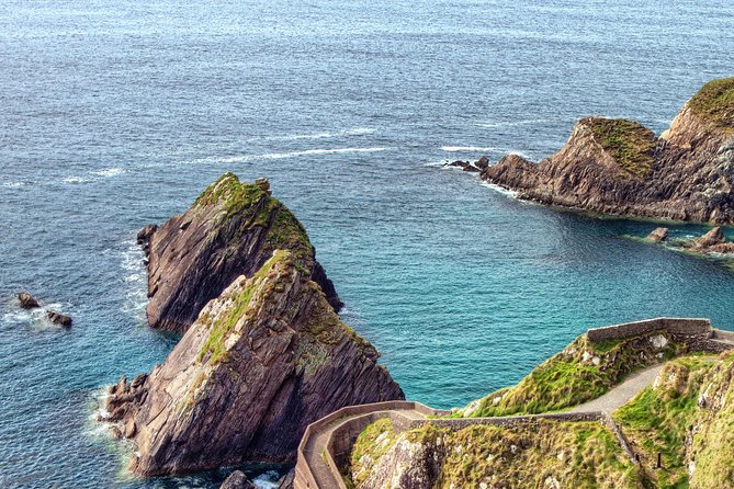 Private Tour: Dingle Peninsula from Kerry. Waterville, Tralee etc - Stop 2: Fahan BeeHive Huts and Early Stone Living