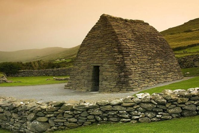 Private Tour: Dingle Peninsula from Kerry. Waterville, Tralee etc - Stop 4: The Blasket Centre, Ionad an Bhlascaoid