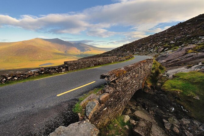 Private Tour: Dingle Peninsula from Kerry. Waterville, Tralee etc - Route Reach: Dingle Plus More of Kerry