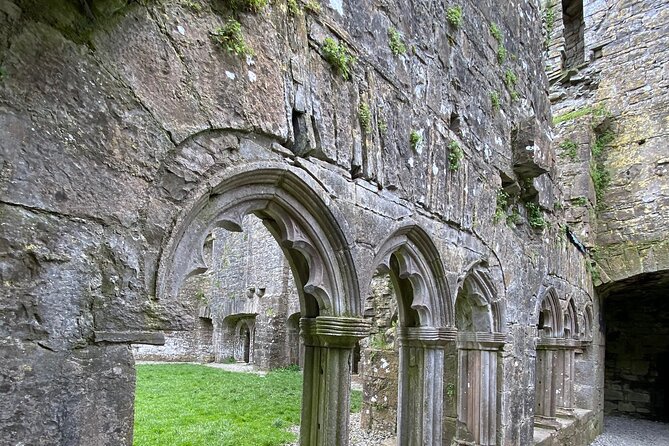 Private Tour from Dublin: Hill of Tara Trim Castle, Celtic sites - Why Hill of Tara, Trim Castle, and Bective Abbey work so well together