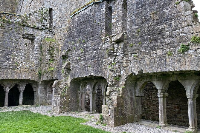 Private Tour from Dublin: Hill of Tara Trim Castle, Celtic sites - Bective Abbey ruins picnic: a maze of stairs, Braveheart scenes, and a slower ending