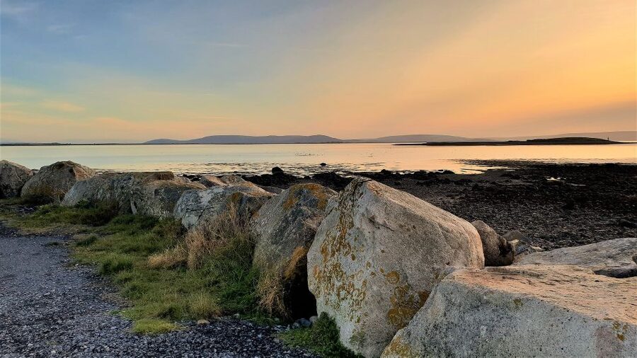 Rail Tour: The Cliffs of Moher & Bunratty Castle Tour - Galway Bay and Galway city time: enough to feel the city, not enough to master it