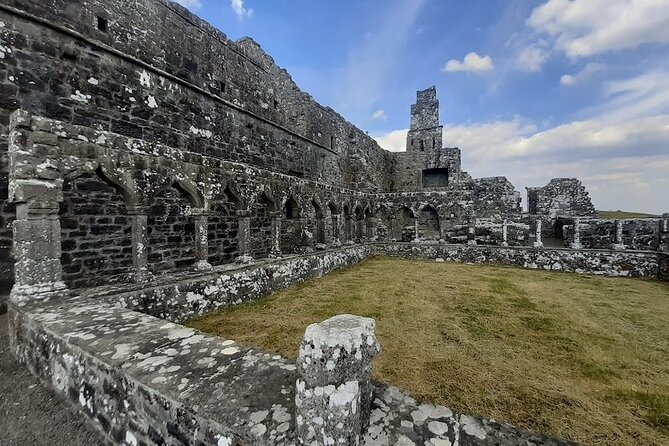 Sean's Bar, Athlone Castle and Clonmacnoise Monastery - Chauffeur-led pacing, not a certified tour guide