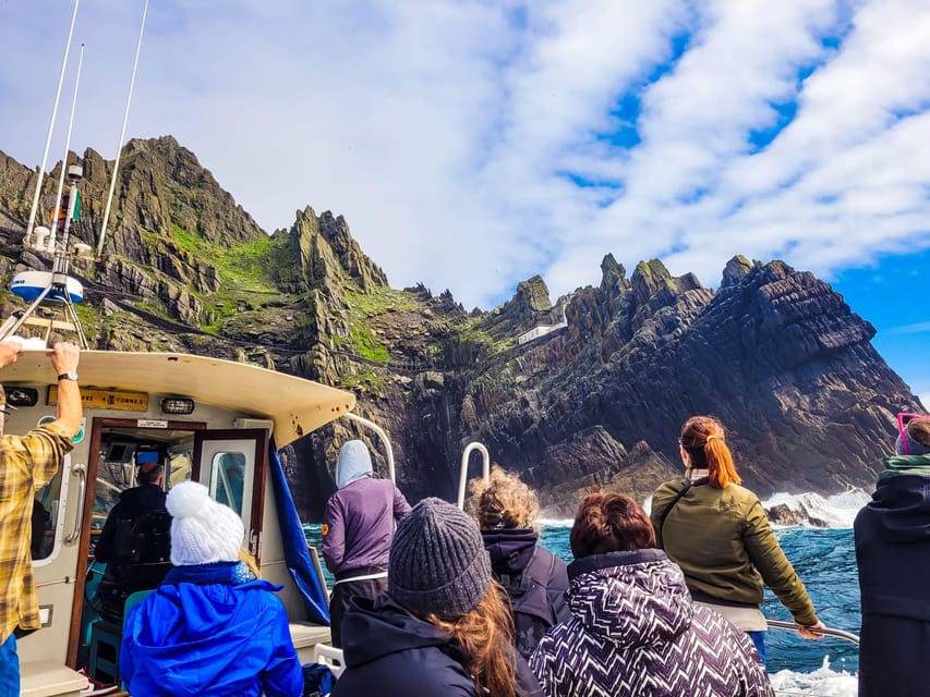 Skellig Michael: Skellig Sightseeing Cruise with AquaTerra - Valentia Island segment: the safety briefing and a first taste of the coast