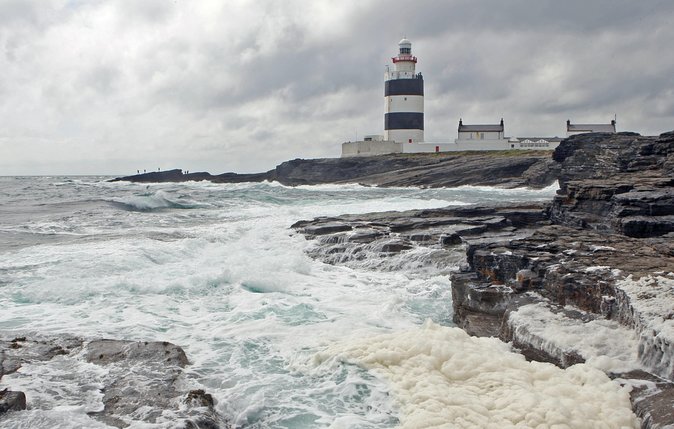 Skip the Line: Hook Lighthouse Entrance Ticket and Guided Tour - Skip-the-line style timing and how 45 minutes works in real life