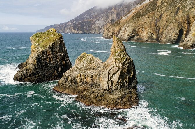 Slieve League cliffs cruise. Donegal. Guided. 1 ¾ hours. - Leaving Killybegs: Lighthouses and a Coast That Moves
