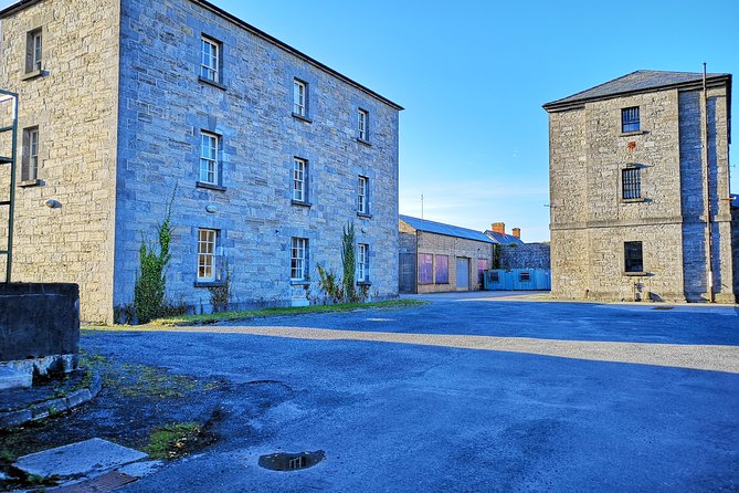 Sligo Dark Tales Private Tour - Smart Packing Tips for a Rain-Ready Night