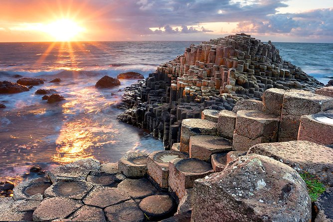 Spanish Belfast And Giants Causeway Tour - A realistic look at this Dublin to Belfast and Causeway day
