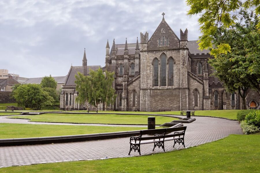 St Patrick's Cathedral: Self-Guided Cathedral Admission - Crowds and Timing: How to Keep the Visit Calm