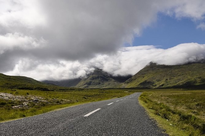 Sustainable Connemara and Galway Bay Rail Tour from Dublin - Rossaveal, the Irish-speaking Gaeltacht, and Spiddal craft stops