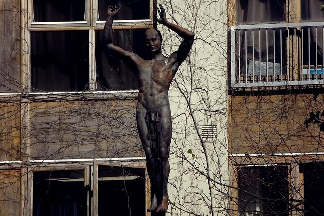 The Best of Dublin - Highlights and Hidden Corners - The final lead-in to Trinity College Dublin