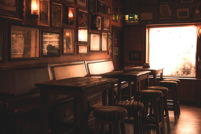 The Black Experience Pub Tour - Passing Trinity College: why this part of Dublin changes the vibe