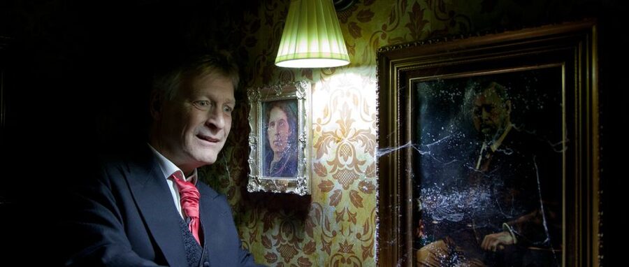 The Dublin Ghostbus Tour - The cast matters: guides and drivers in character