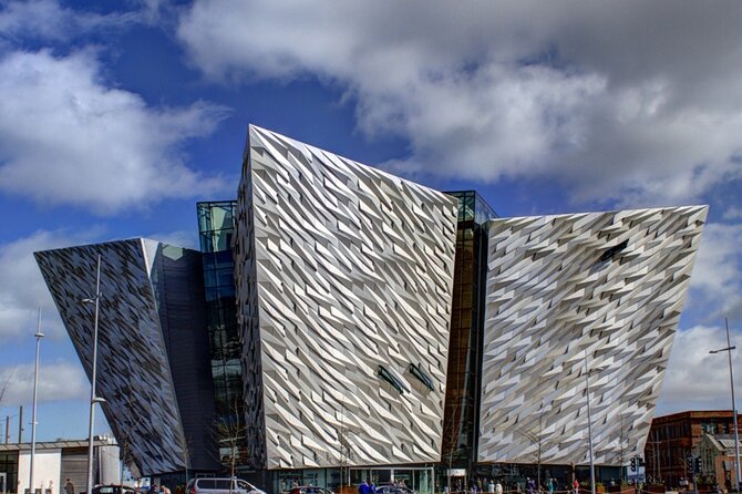 Titanic Exhibit Belfast City Private Chauffeur Tour from Dublin - Belfast drive-through plus Belfast City Hall, with a bit of flexibility