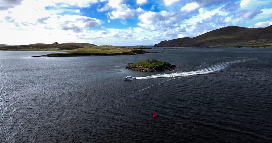 Valentia Island : The Experience - The first cruise segment: speed, safety briefing, and settling in