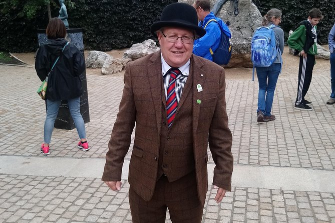 Walking tour in Merrion Square Park with a pint of Guinness Dublin Rogues Tour - Why Merrion Square West Is a Great Dublin Starter