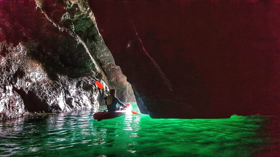 Wexford: Hook Peninsula Sea Cave Kayaking Experience - Entering the Sea Caves by Kayak: The Moment You’ll Remember